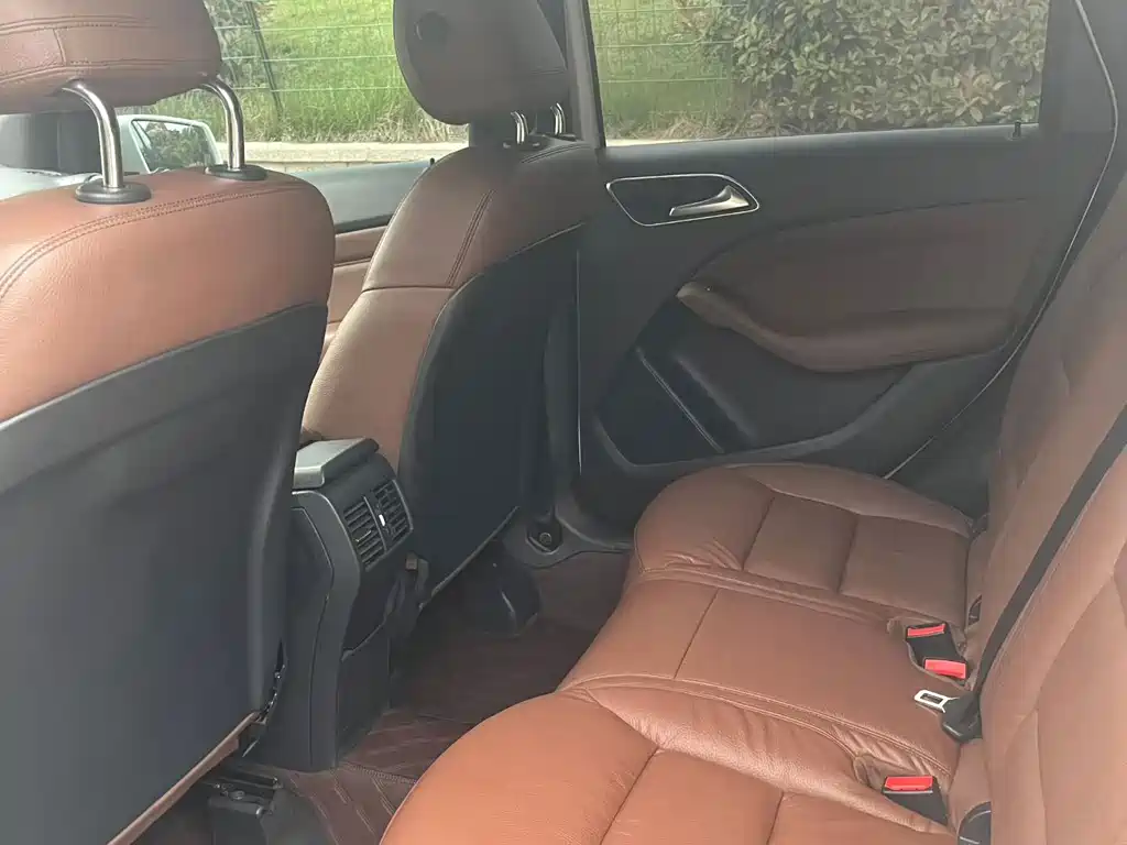 Mercedes-Benz B-Class — миниатюра 5