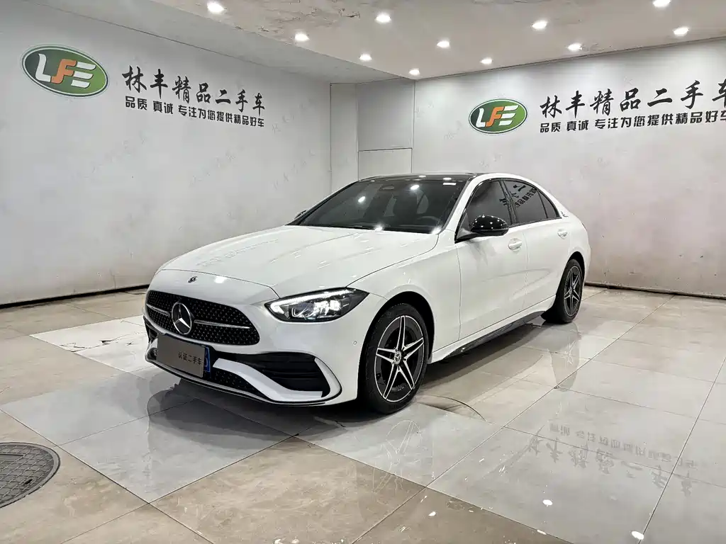 Mercedes-Benz C-Class 2025