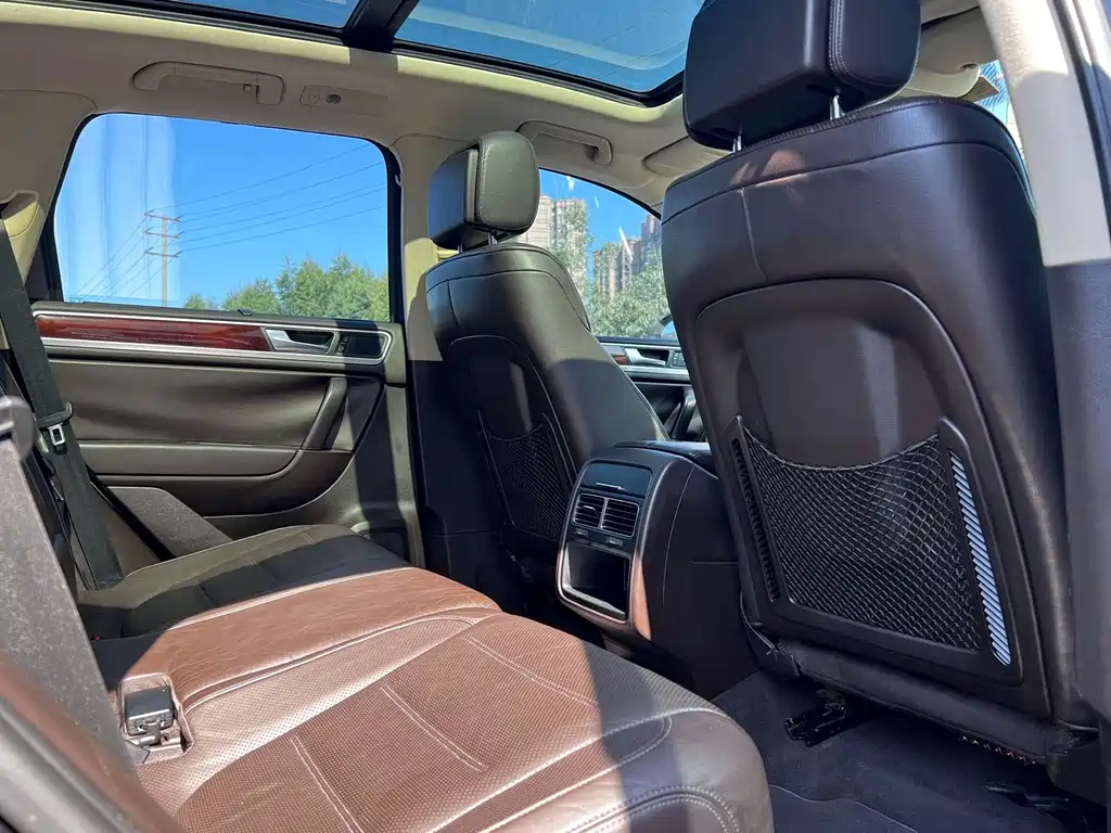 Volkswagen Touareg — миниатюра 15