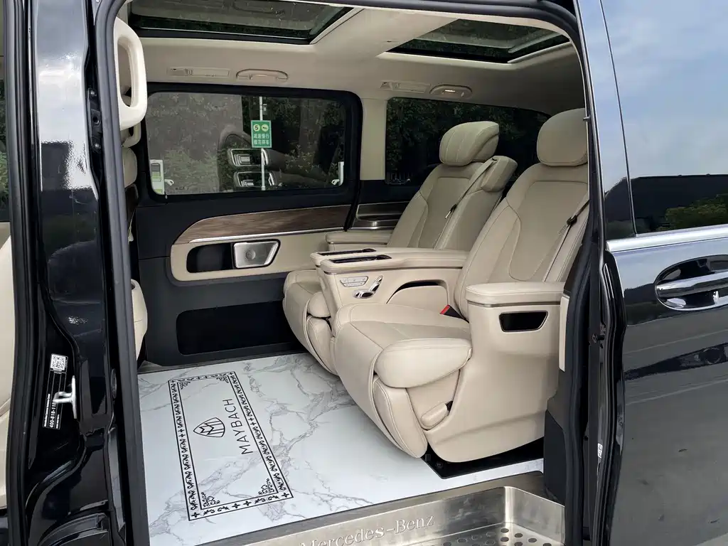 Mercedes-Benz V-Class — миниатюра 7