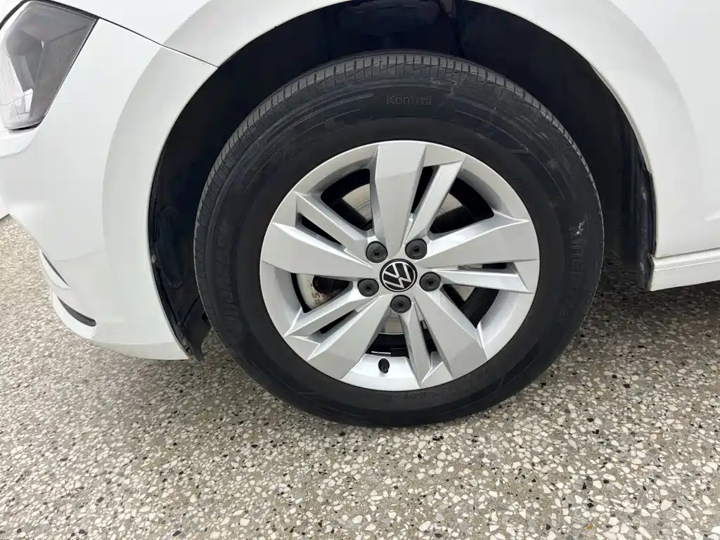 Volkswagen Polo — миниатюра 14
