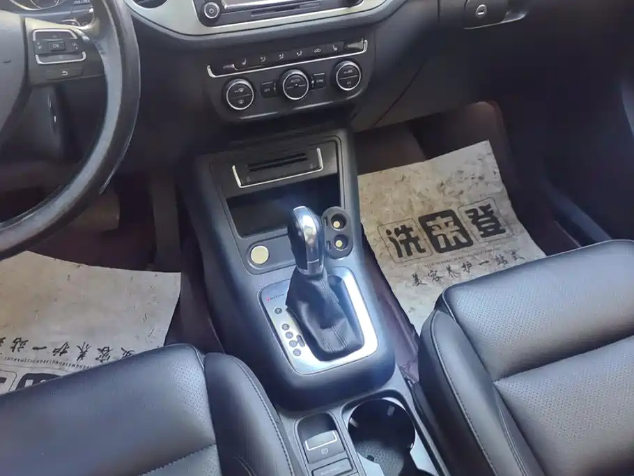 Volkswagen Tiguan — миниатюра 16