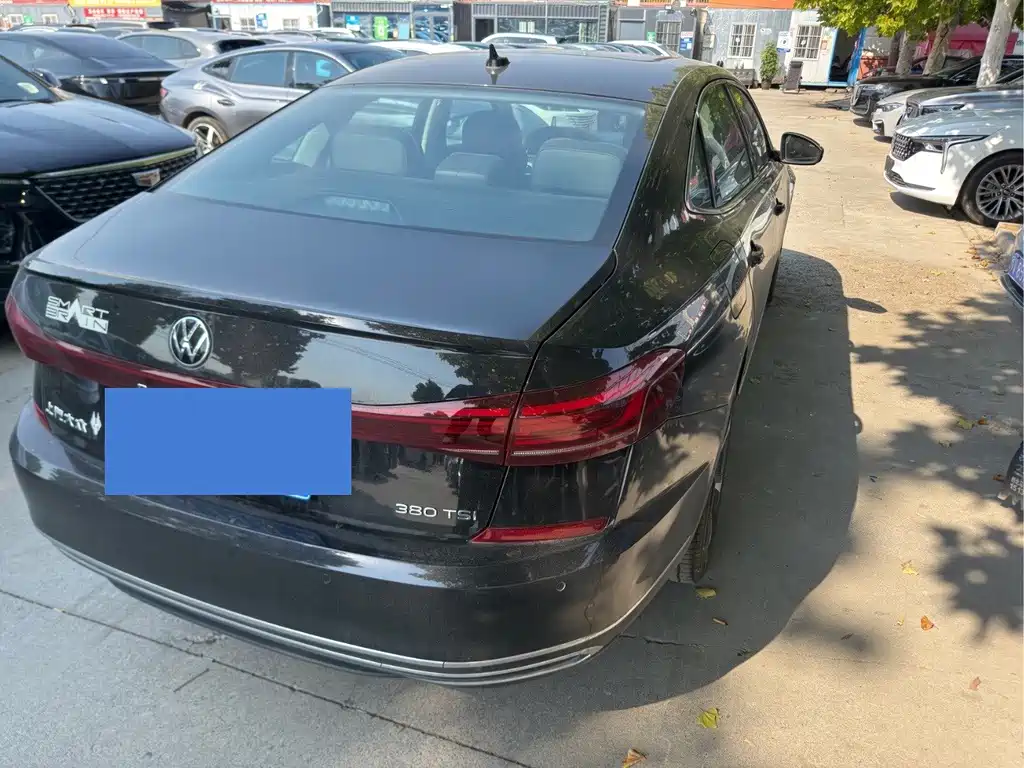 Volkswagen Passat — миниатюра 9