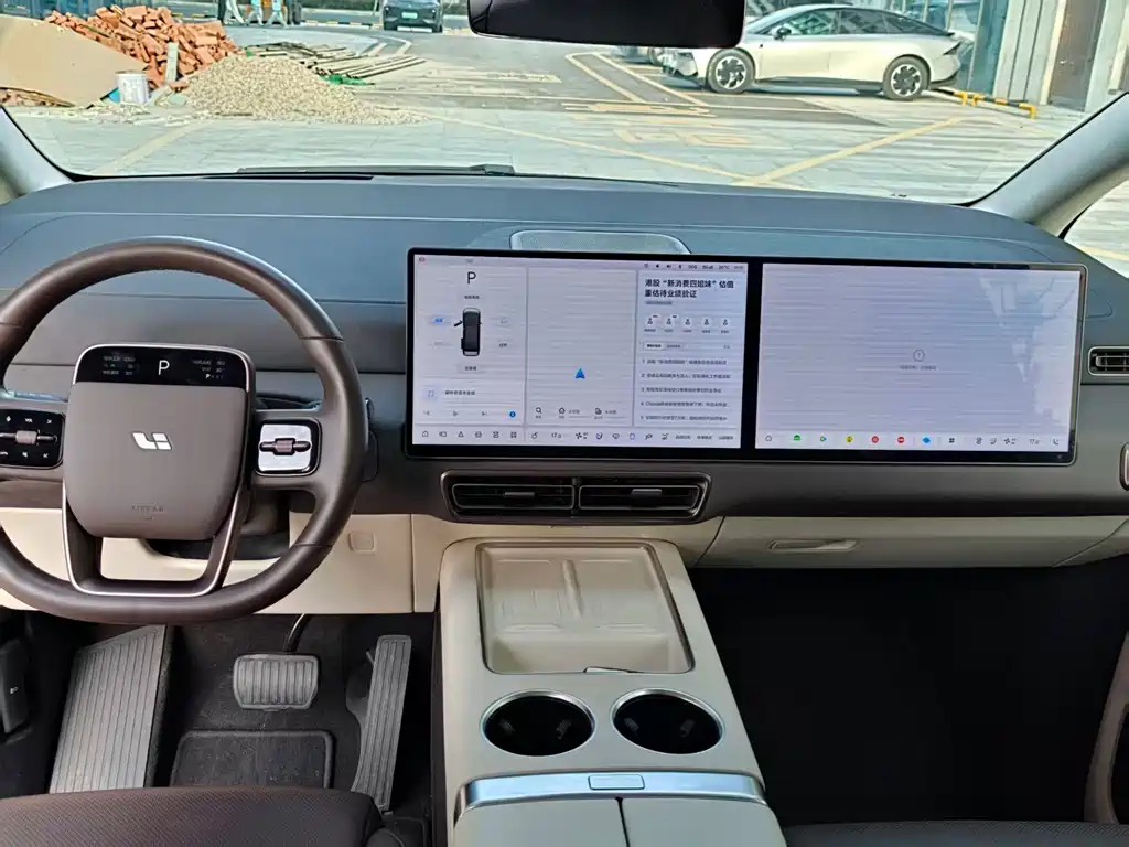 Li Auto Li MEGA — миниатюра 12