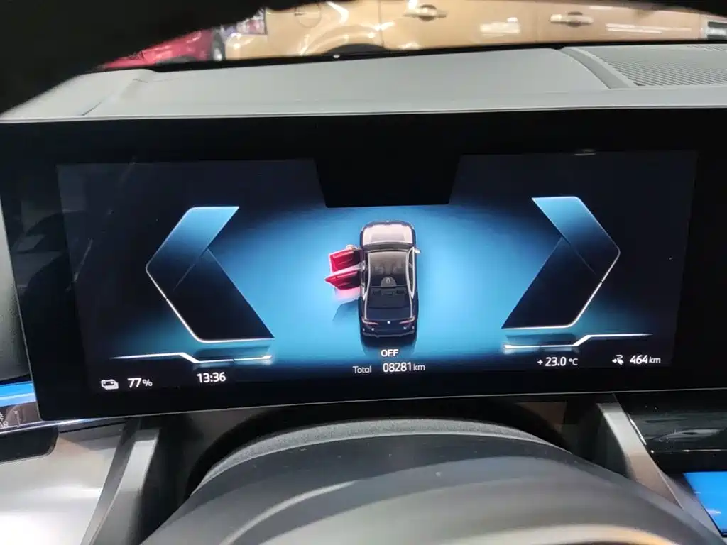 BMW i5 — миниатюра 12