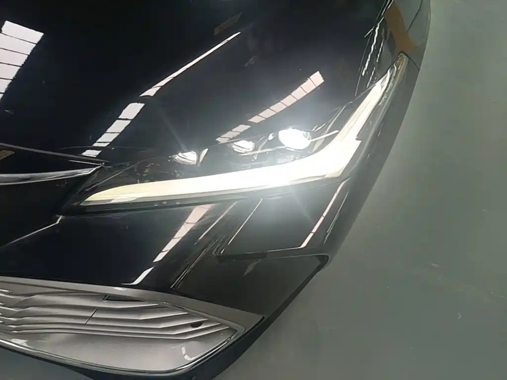 Toyota Avalon — миниатюра 24