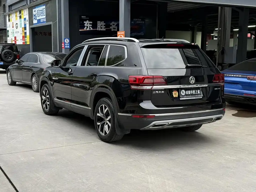 Volkswagen Teramont — миниатюра 4