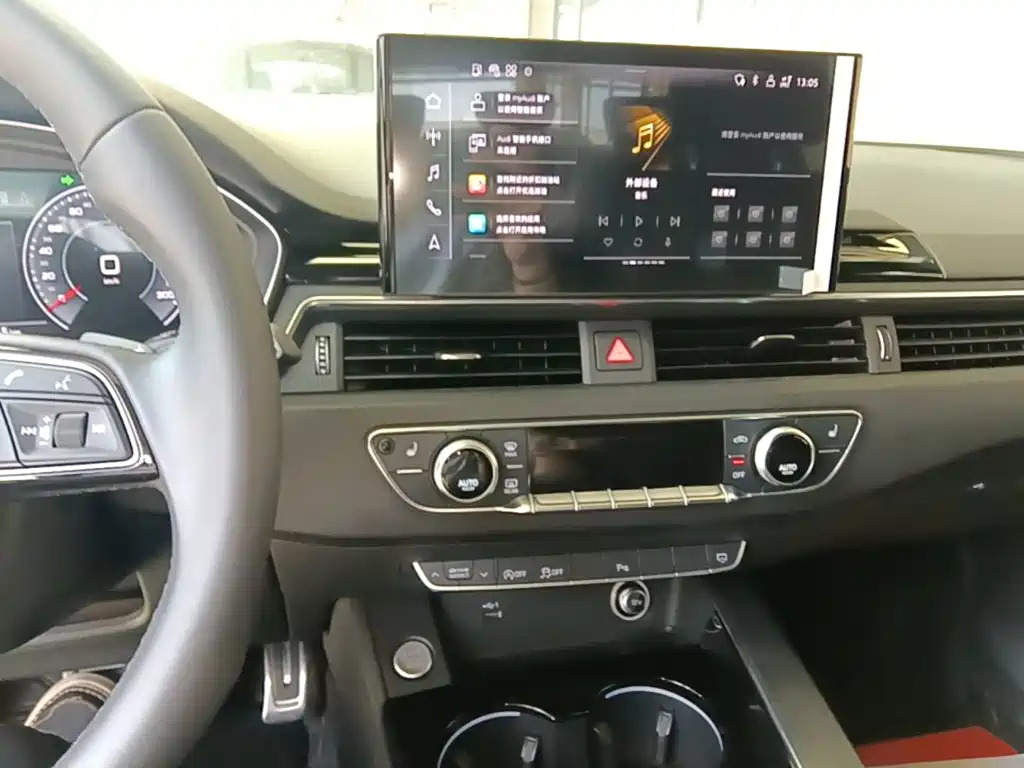 Audi A4L — миниатюра 13