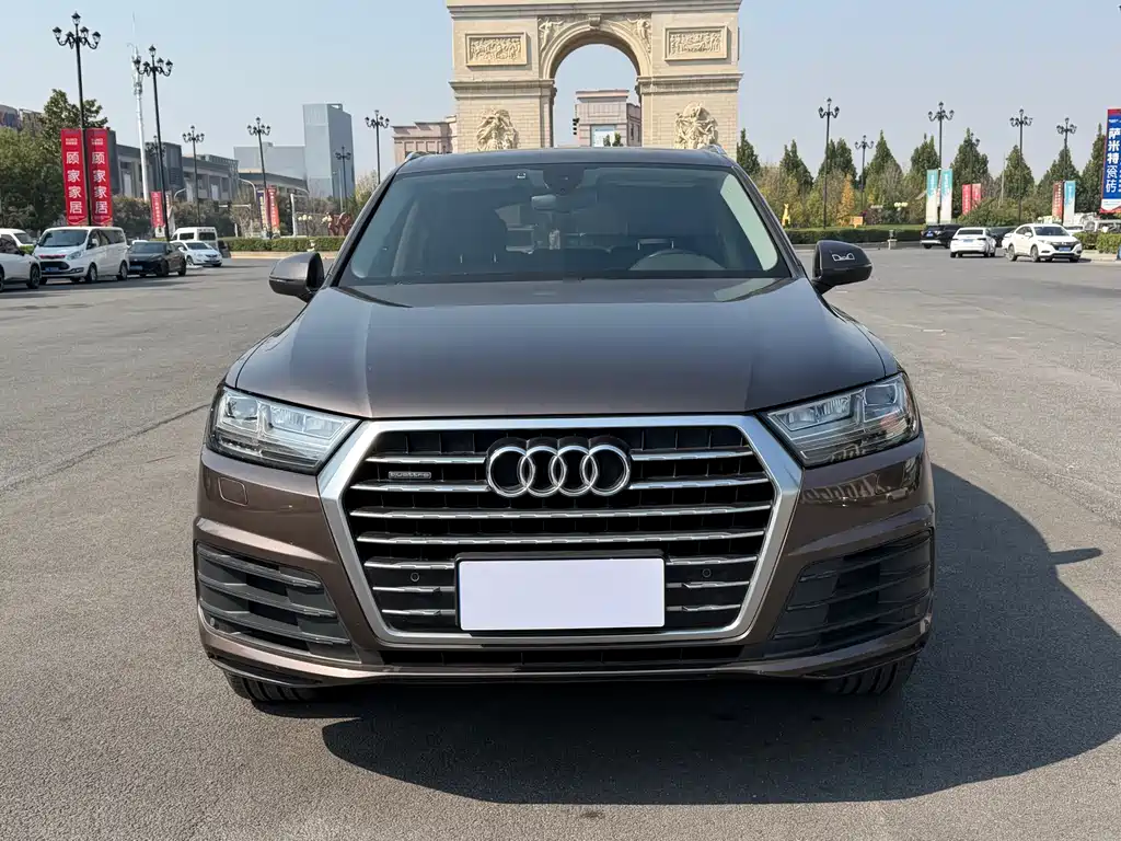 Audi Q7 — миниатюра 2