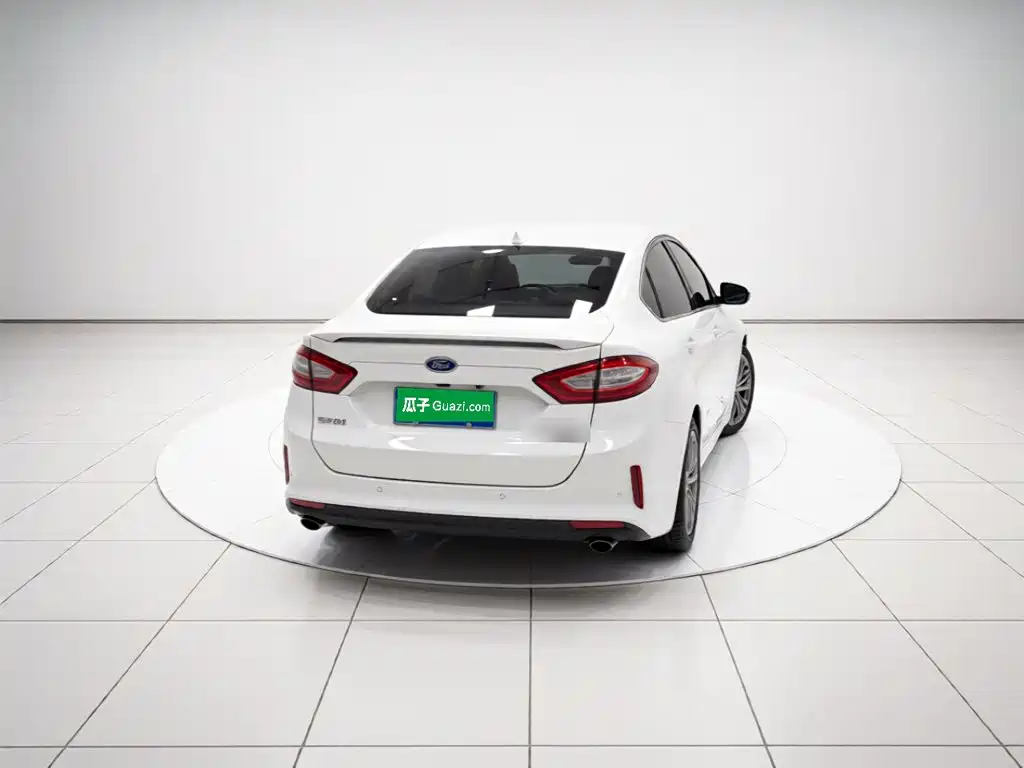 Ford Mondeo — миниатюра 5