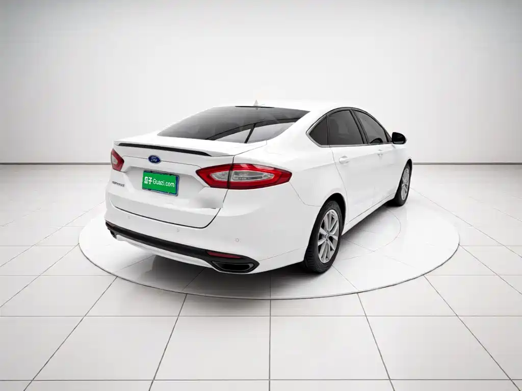 Ford Mondeo — миниатюра 6