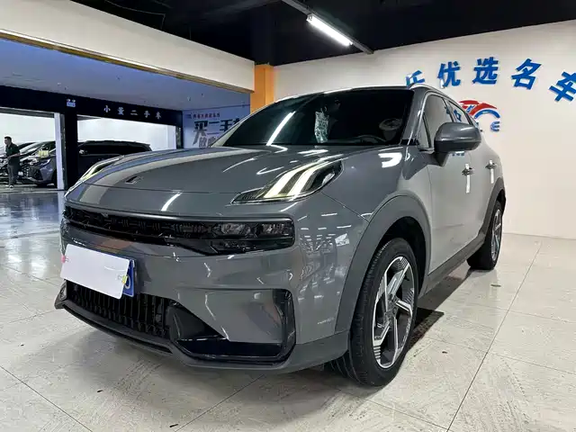 2022 Lynk & Co 06