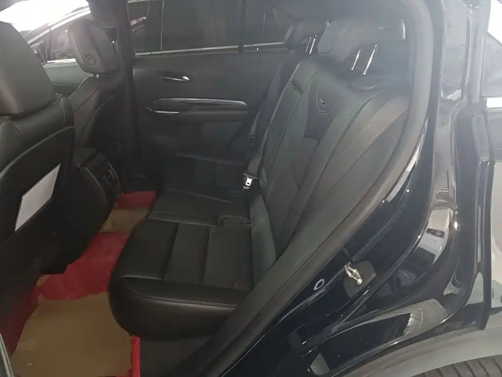Cadillac XT4 — миниатюра 17