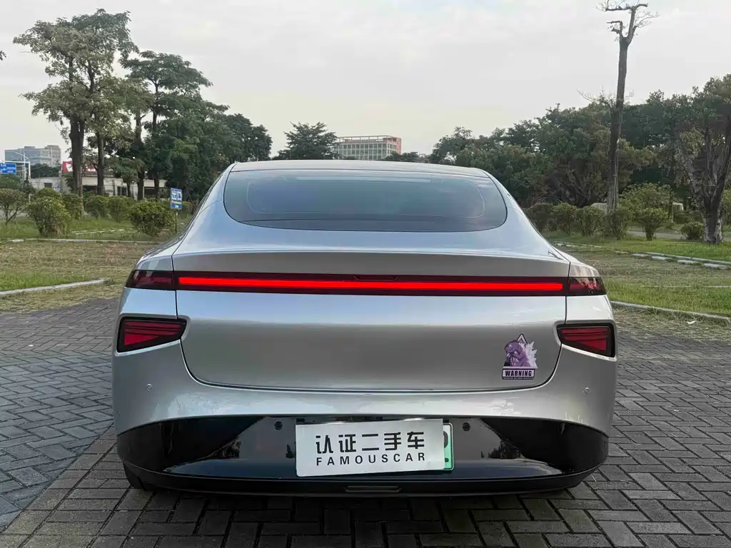 XPeng P7 — миниатюра 21