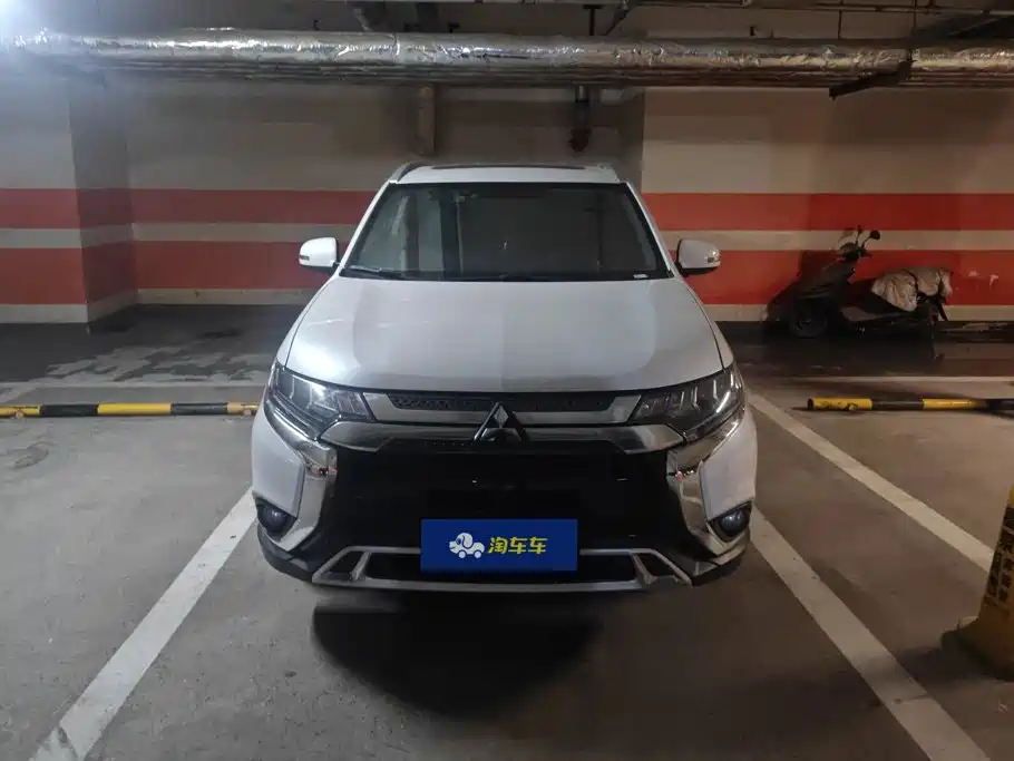Mitsubishi Outlander — миниатюра 2