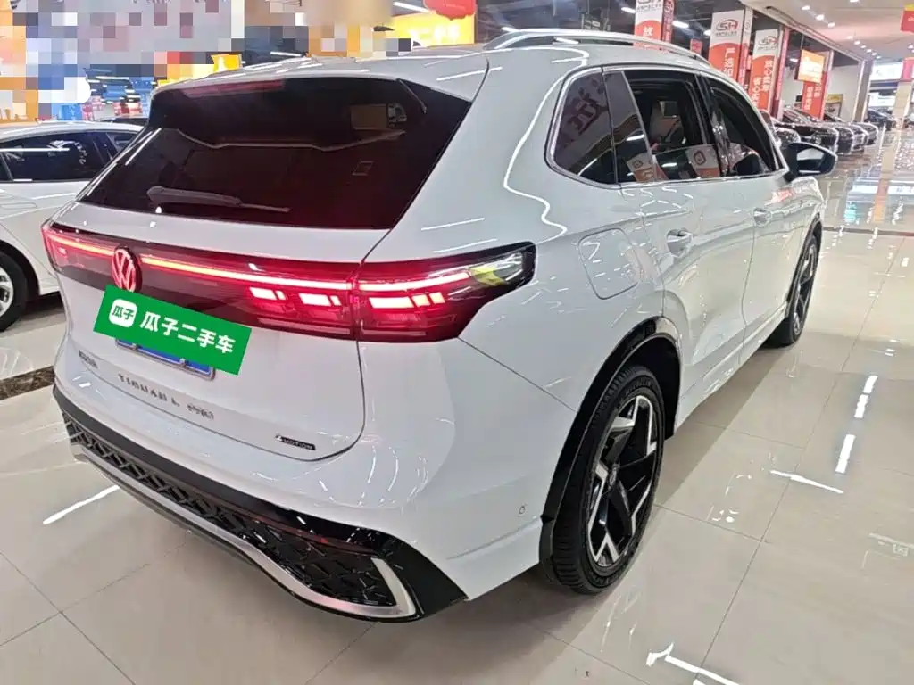 Volkswagen Tiguan L — миниатюра 7