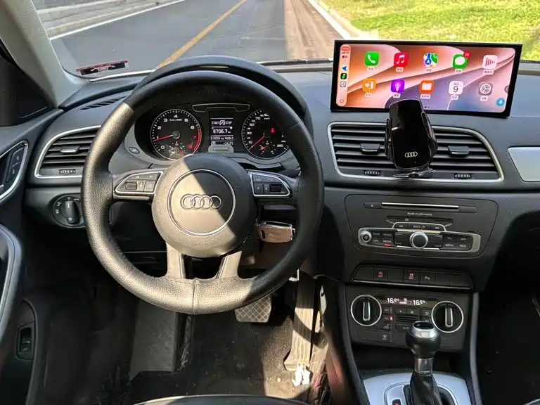 Audi Q3 — миниатюра 10