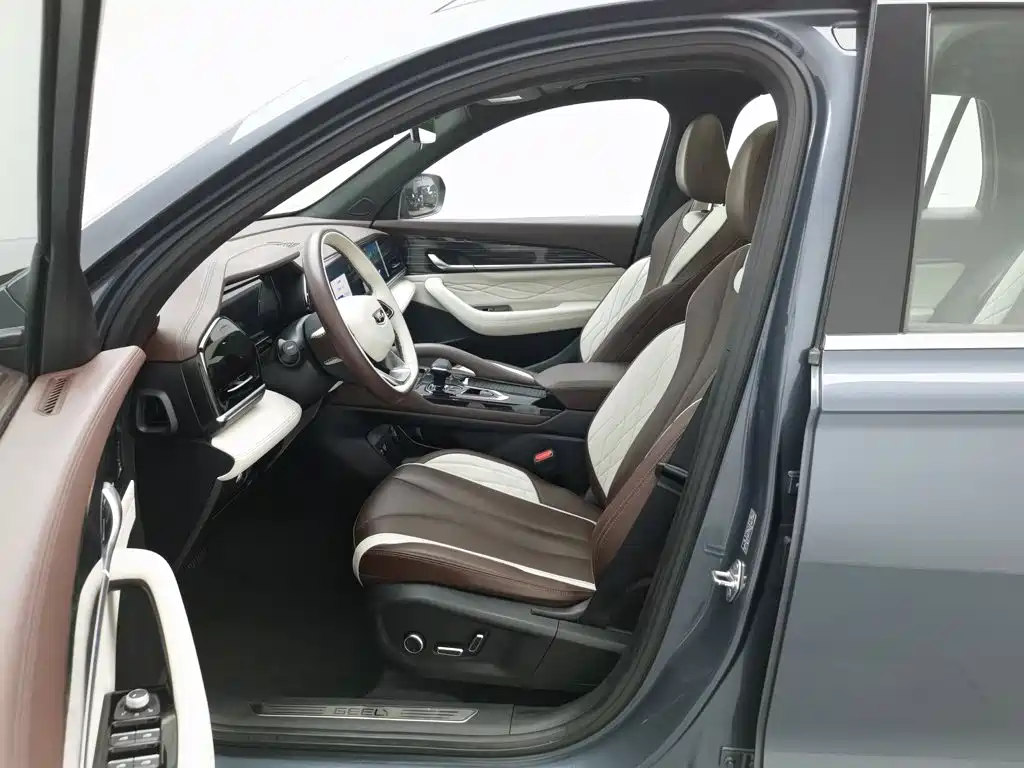 Geely Xingyue L — миниатюра 10