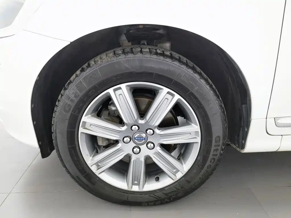 Volvo XC60 — миниатюра 17