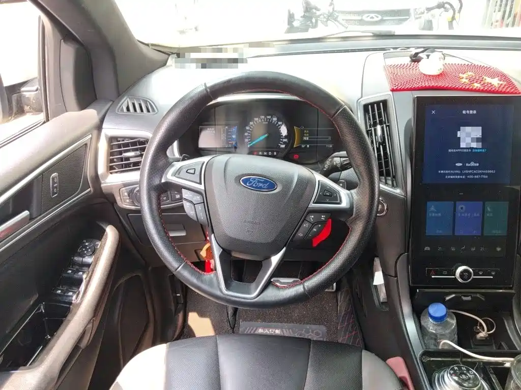 Ford Edge — миниатюра 3