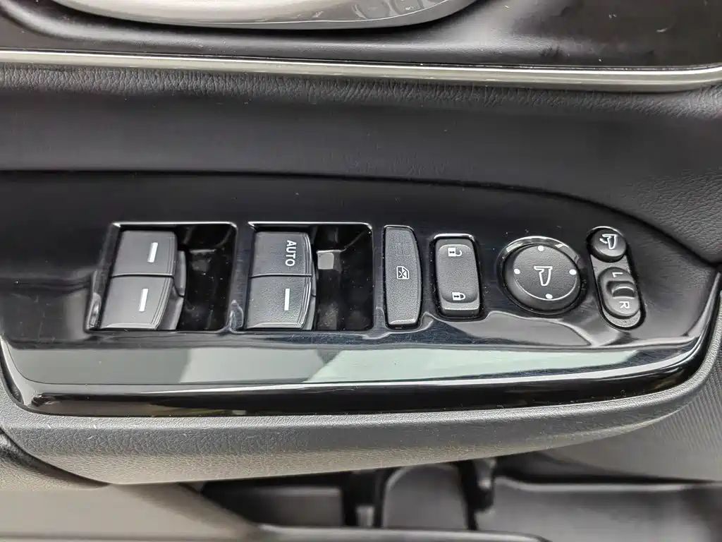 Honda CR-V — миниатюра 9