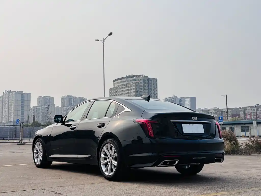 Cadillac CT5 — миниатюра 9