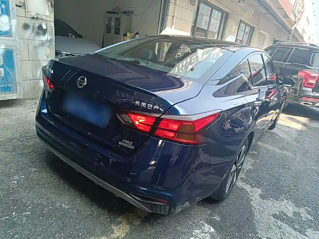 Nissan Teana — миниатюра 7