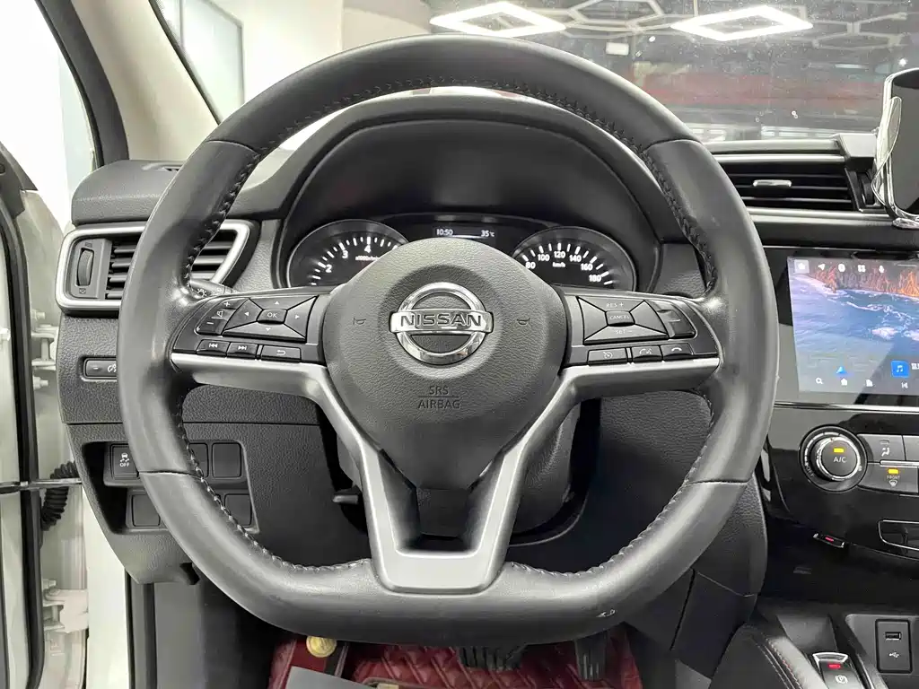 Nissan Qashqai — миниатюра 15