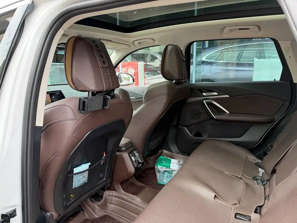 BMW X1 — миниатюра 11