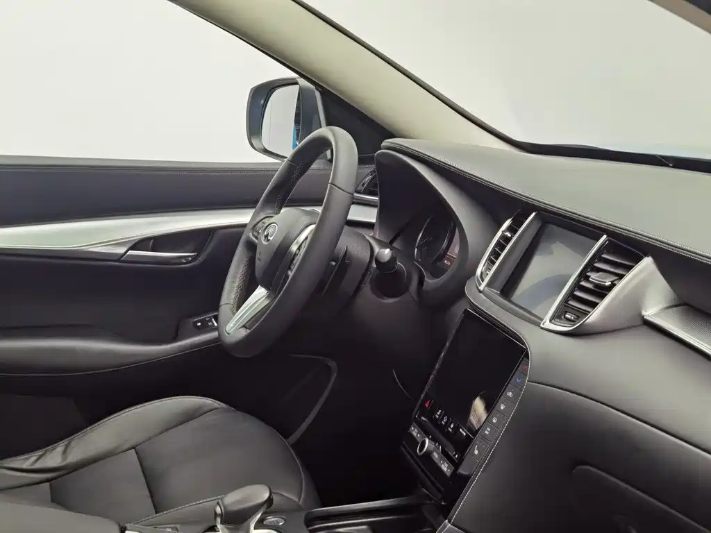 Infiniti QX50 — миниатюра 22