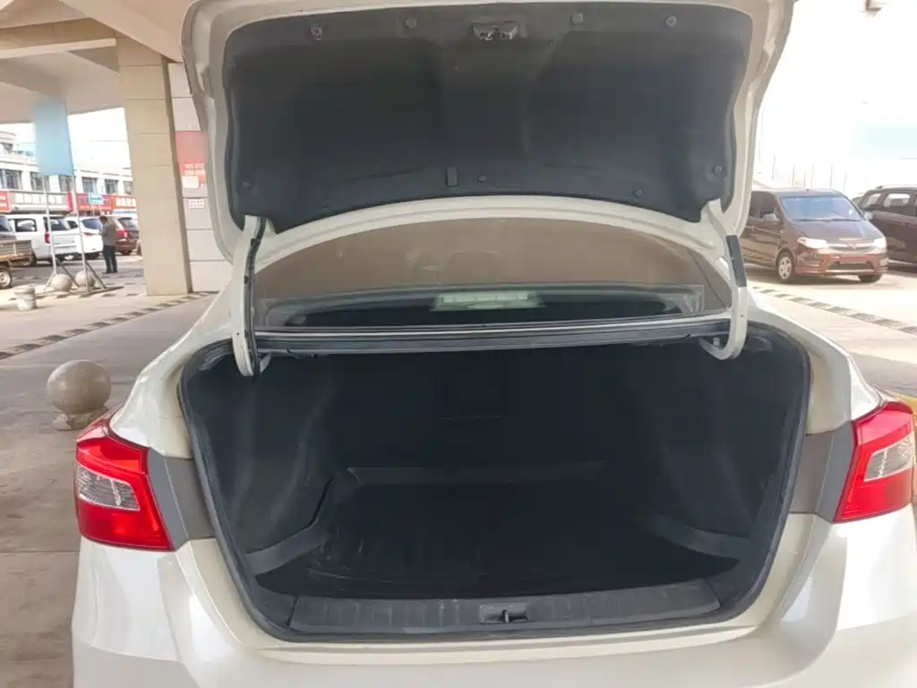 Nissan Sylphy — миниатюра 19