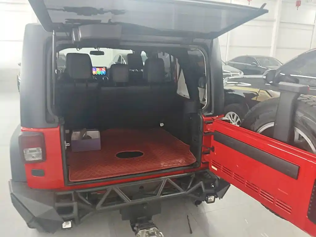 Jeep Wrangler — миниатюра 19