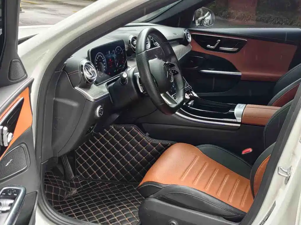 Mercedes-Benz C-Class — миниатюра 4