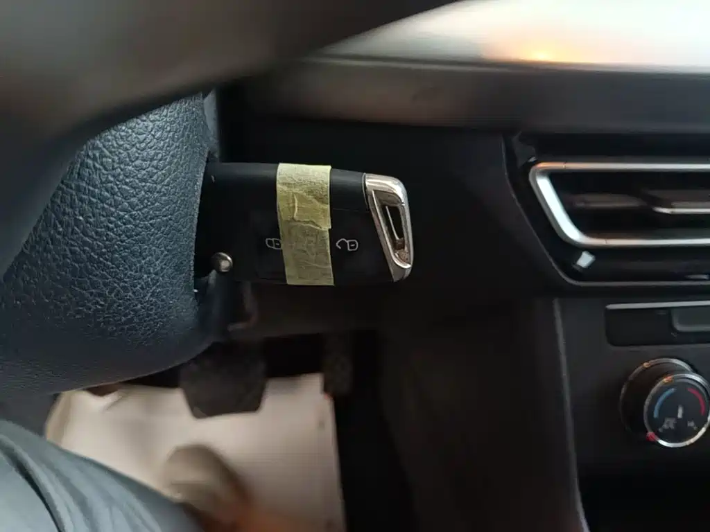 Volkswagen Lavida — миниатюра 9