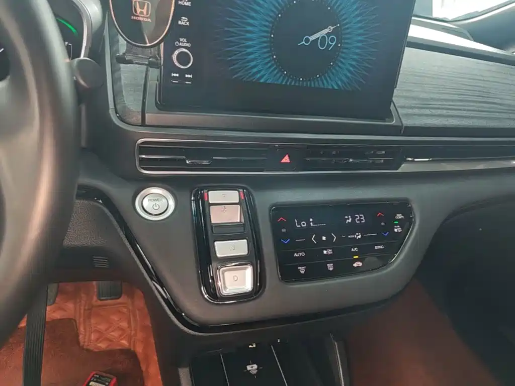 Honda Elysion — миниатюра 13