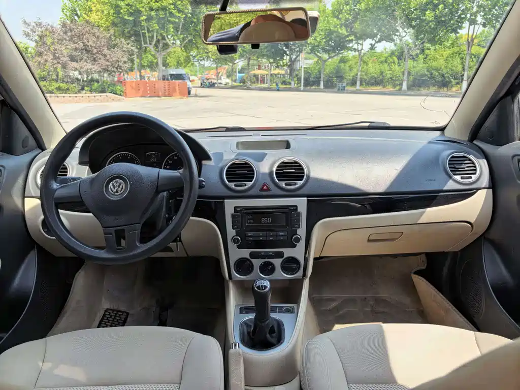 Volkswagen Lavida — миниатюра 6