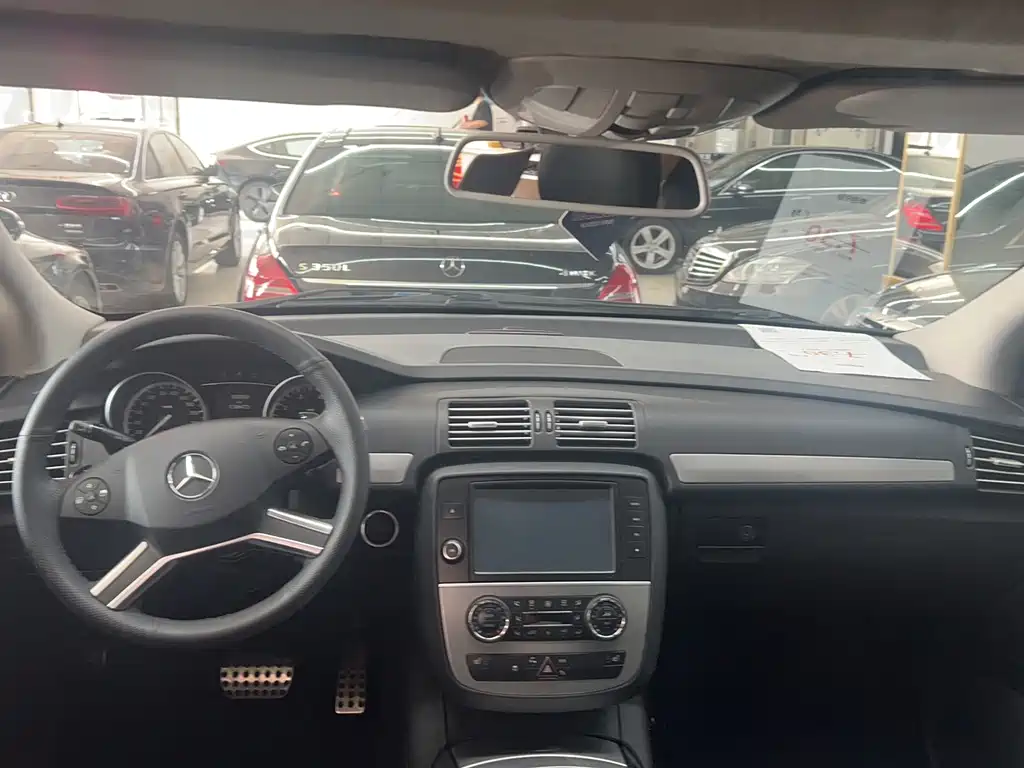 Mercedes-Benz R-Class — миниатюра 11