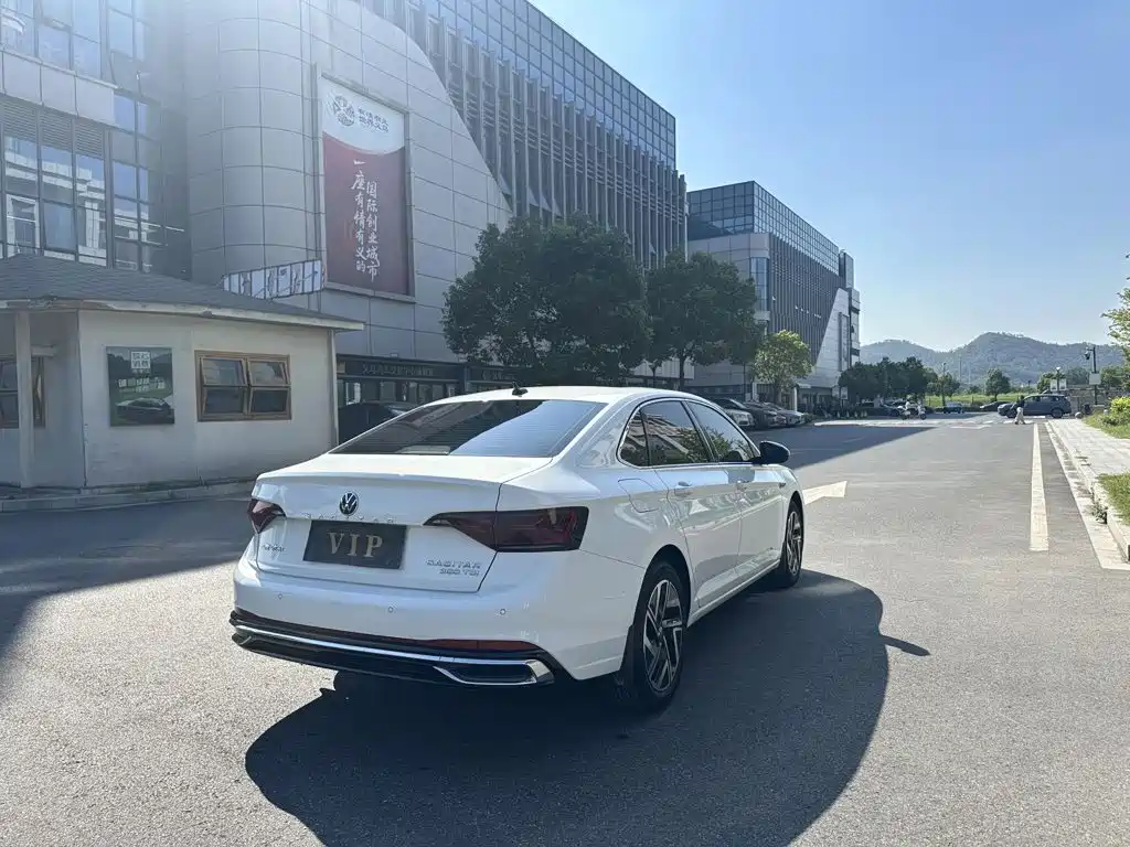 Volkswagen Sagitar — миниатюра 9