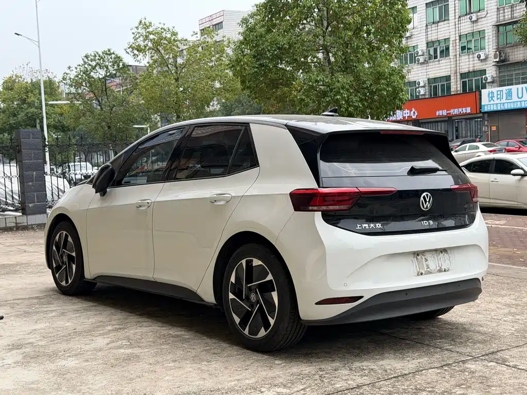 Volkswagen ID.3 — миниатюра 5