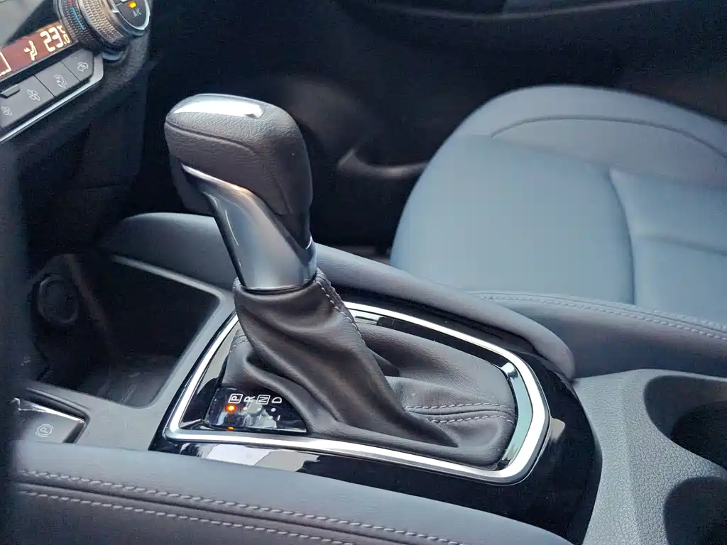 Nissan Qashqai — миниатюра 5
