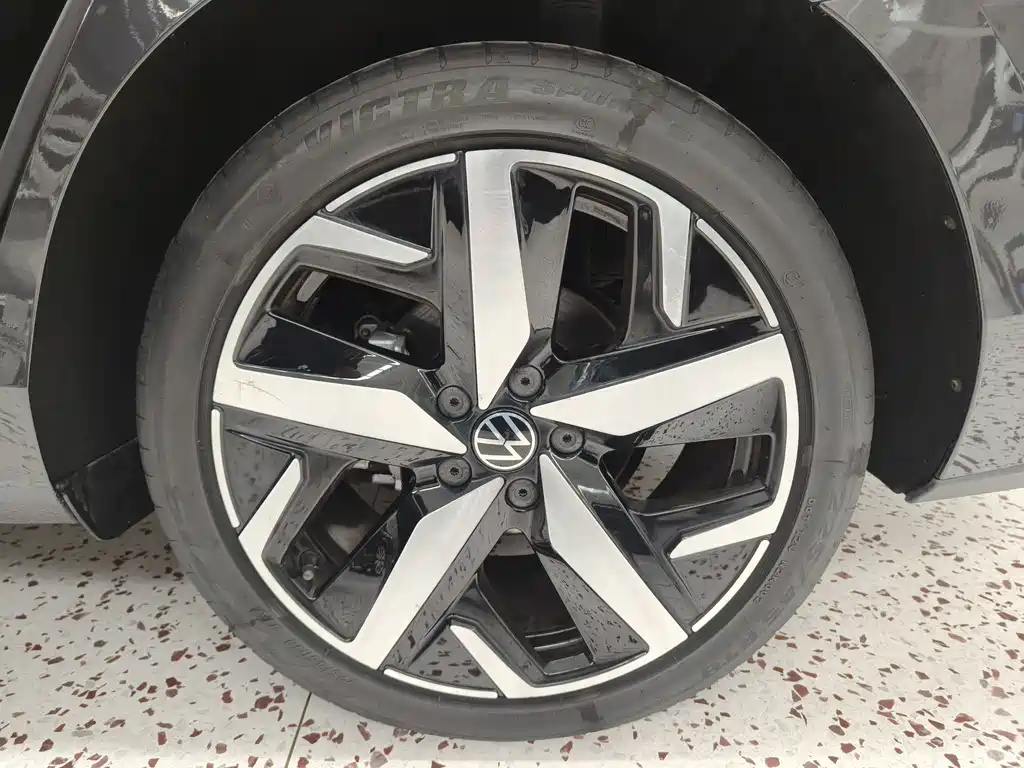 Volkswagen Lamando — миниатюра 22