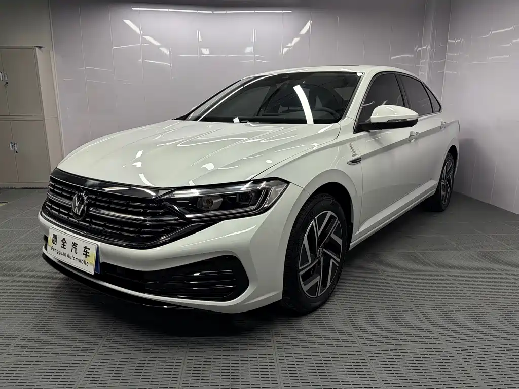 Volkswagen Sagitar 2022