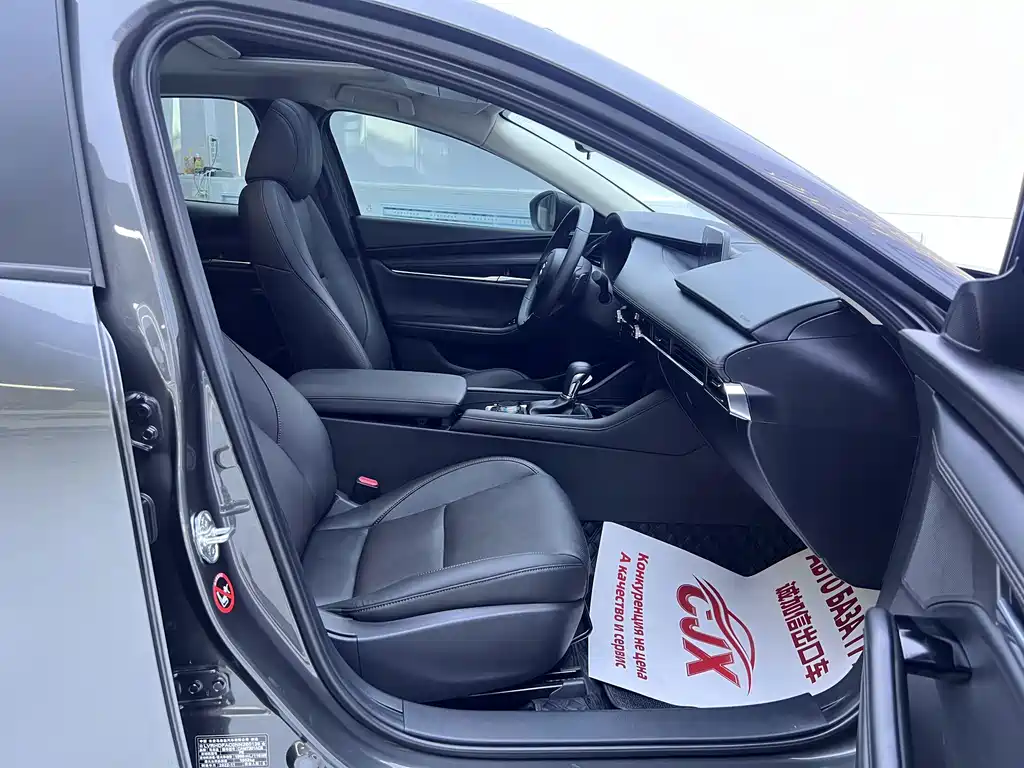 Mazda 3 Axela — миниатюра 18
