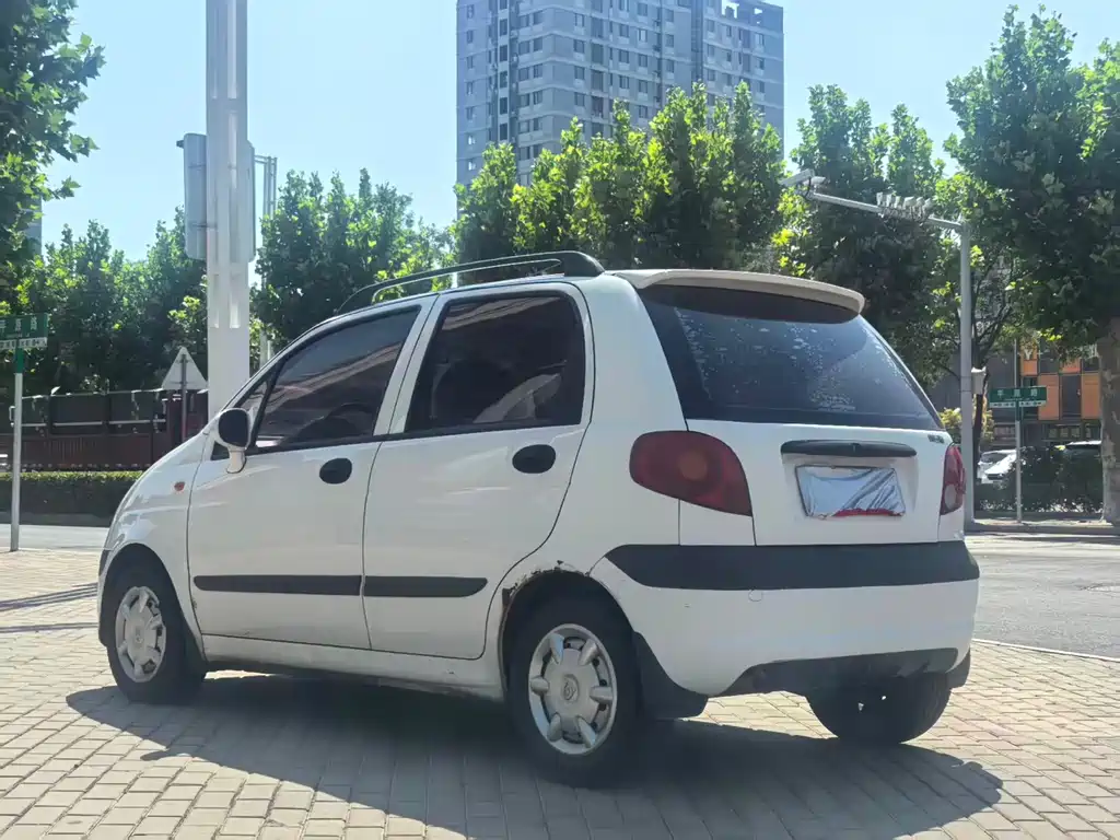 Baojun Spark — миниатюра 3