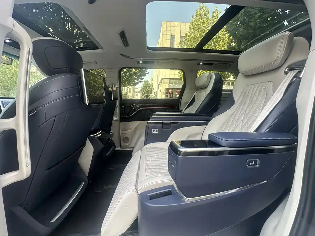 MAXUS G90 — миниатюра 16