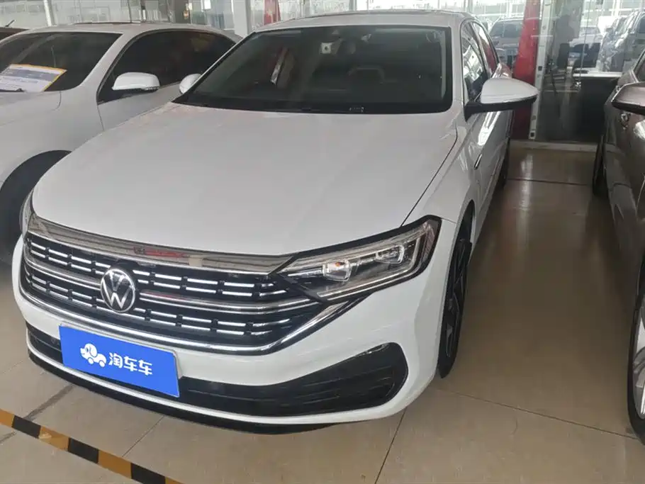 Volkswagen Sagitar 2023