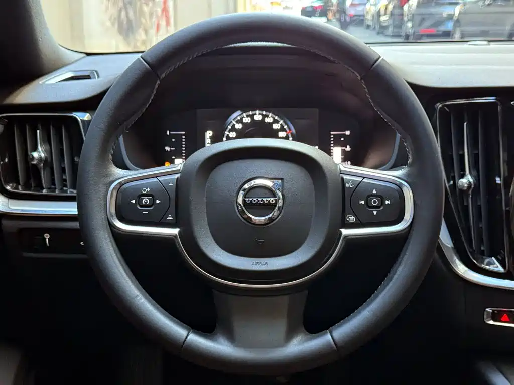 Volvo S60 — миниатюра 12