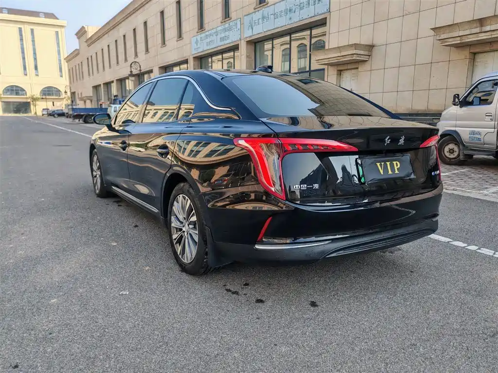 Hongqi Hongqi E-QM5 — миниатюра 19