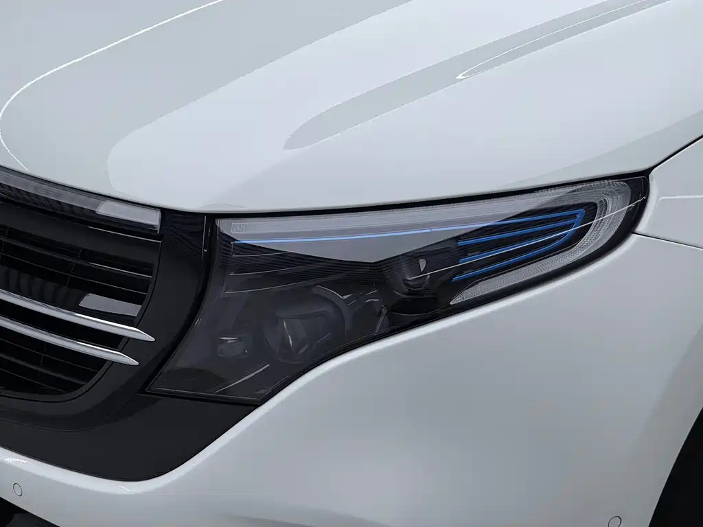 Mercedes-Benz EQC — миниатюра 18