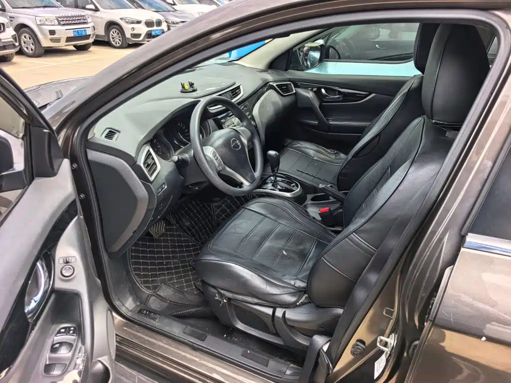 Nissan Qashqai — миниатюра 8